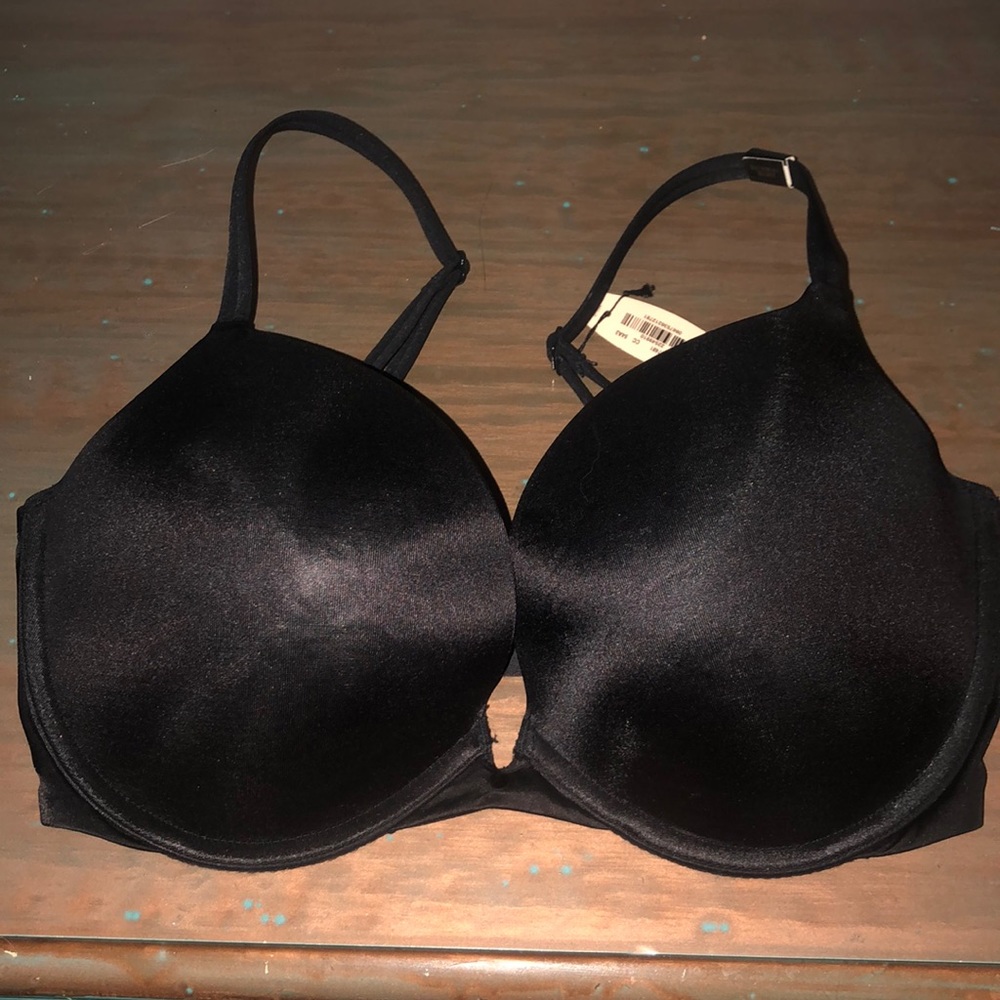 NWT Victoria’s Secret very sexy push up bra 32DDD